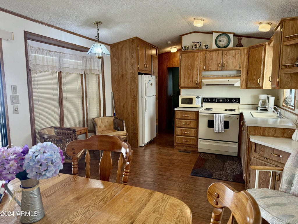 7750 E Broadway Road (unit 348), Mesa