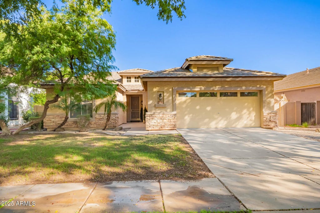 3544 E Lexington Court, Gilbert