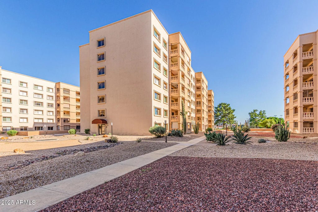 7940 E Camelback Road E (unit 605), Scottsdale