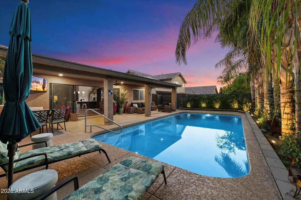 8808 W Sandra Terrace, Peoria