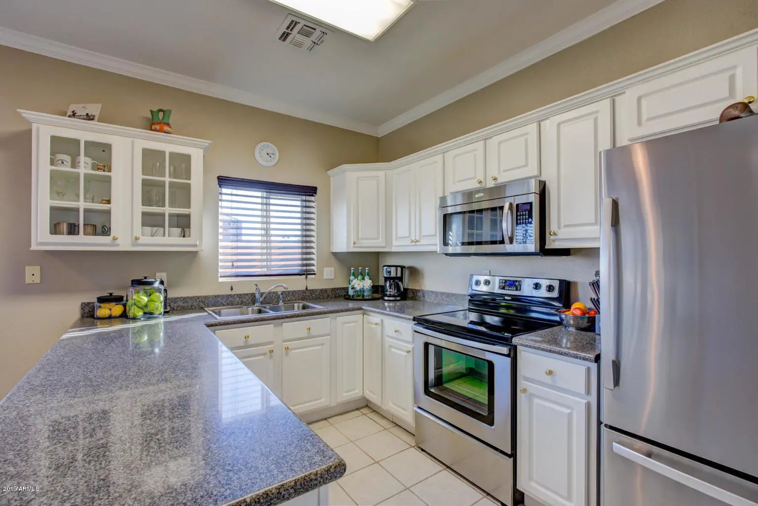 Photo of Listing #6934369