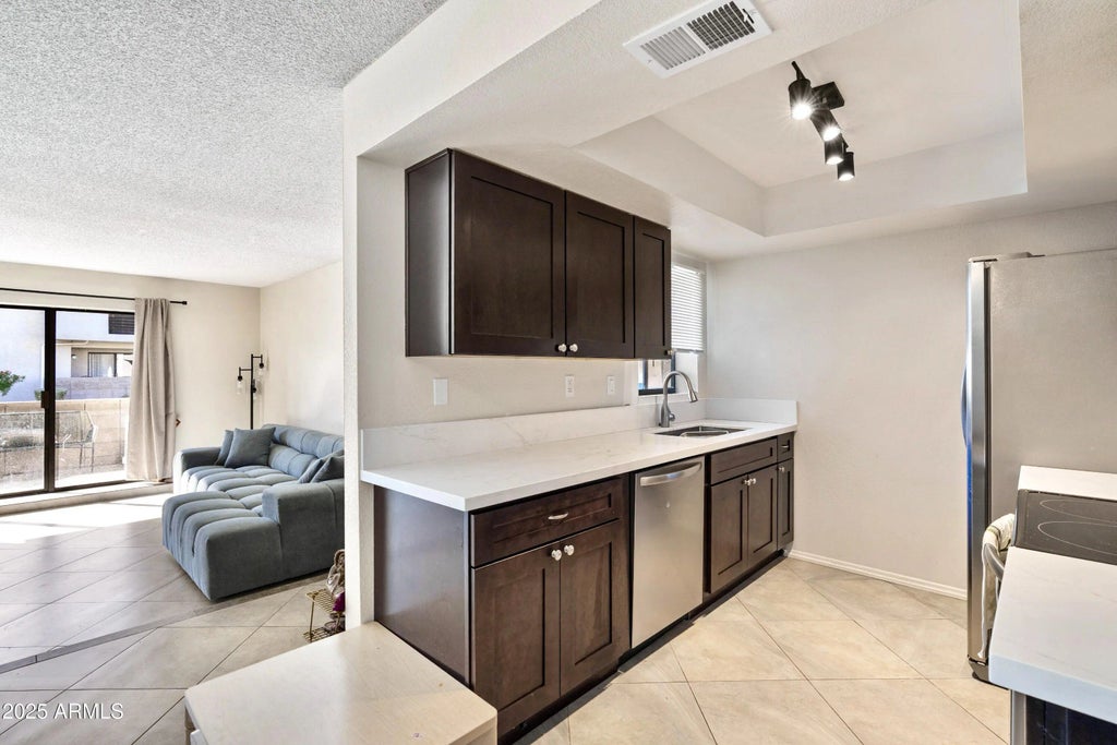 6480 N 82nd Street (unit 1116), Scottsdale