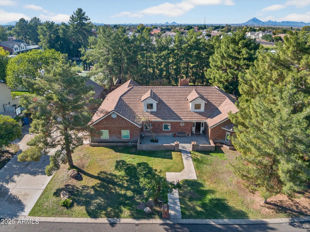 2306 N Hall Circle, Mesa