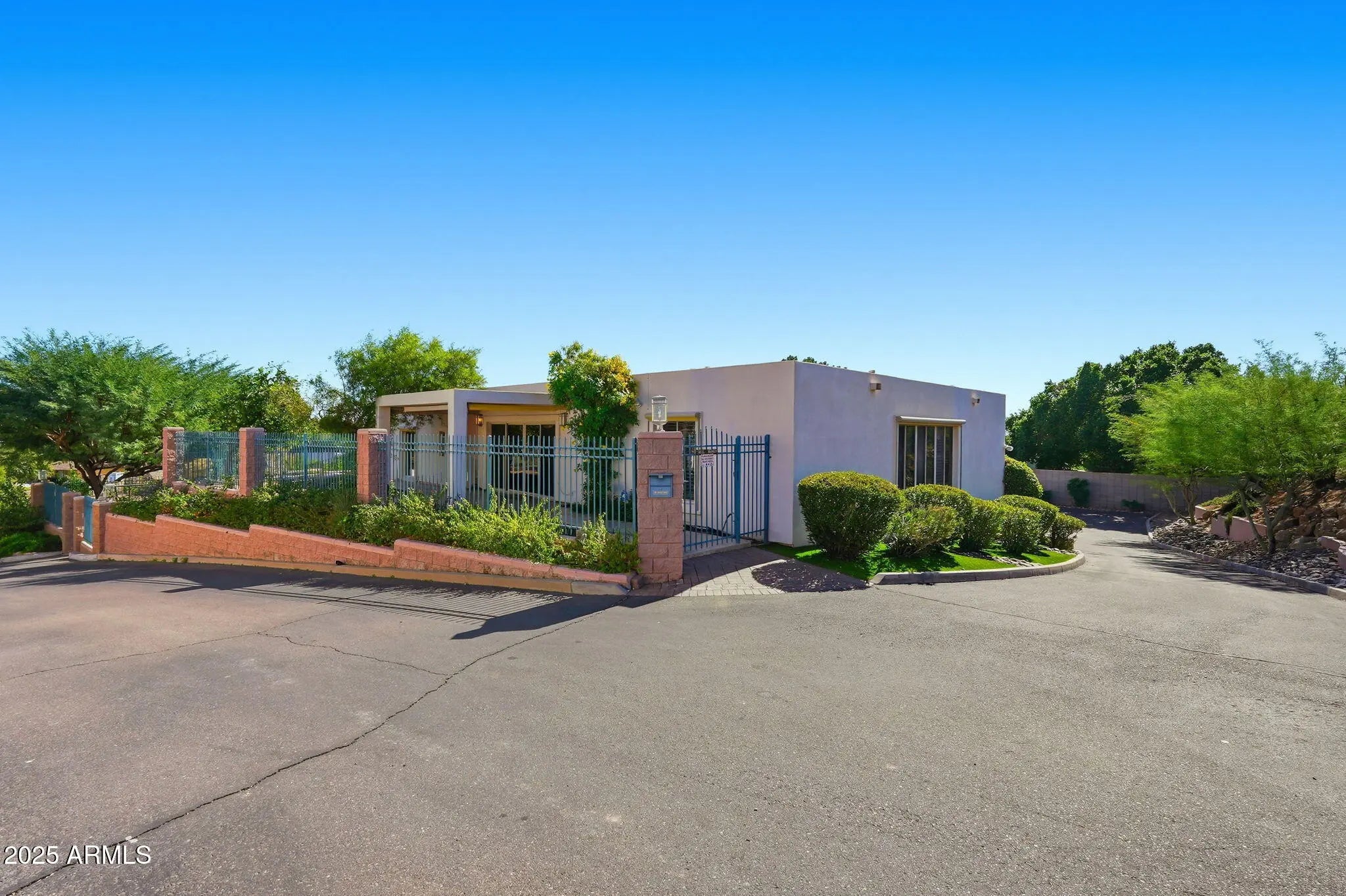 Photo of Listing #6944511