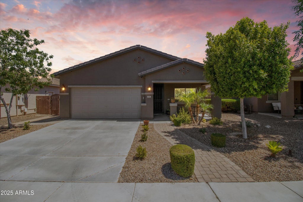 838 W Basswood Avenue, Queen Creek