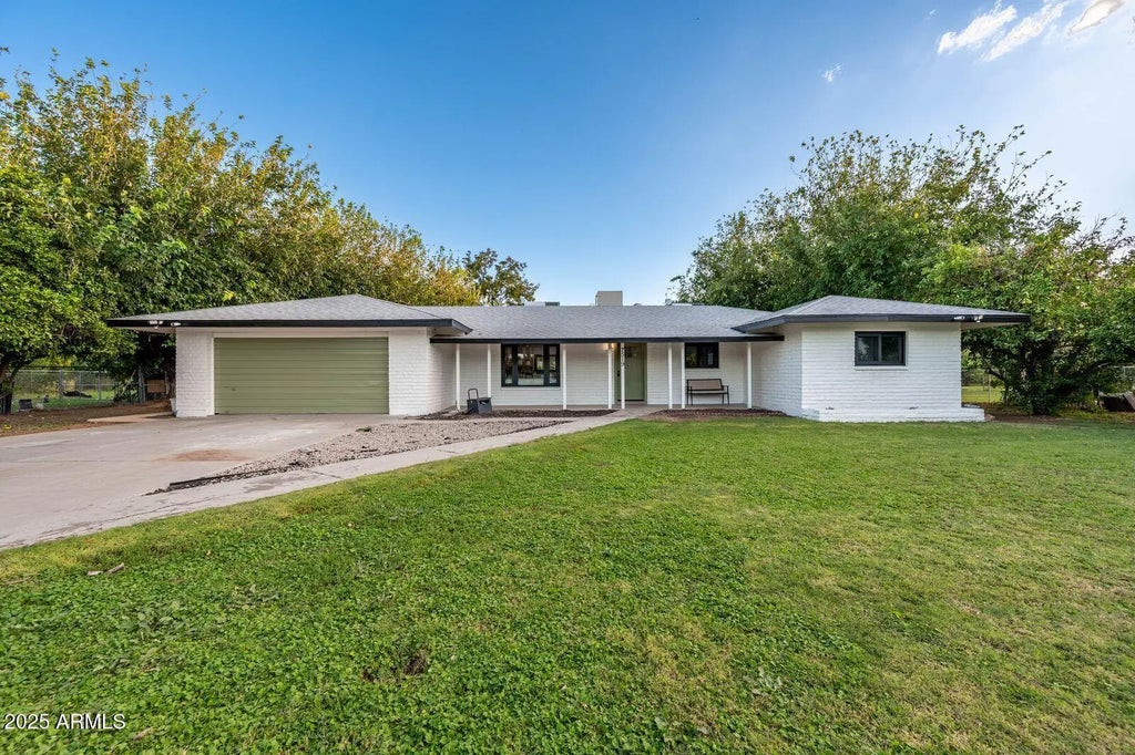 7519 W Banff Lane, Peoria