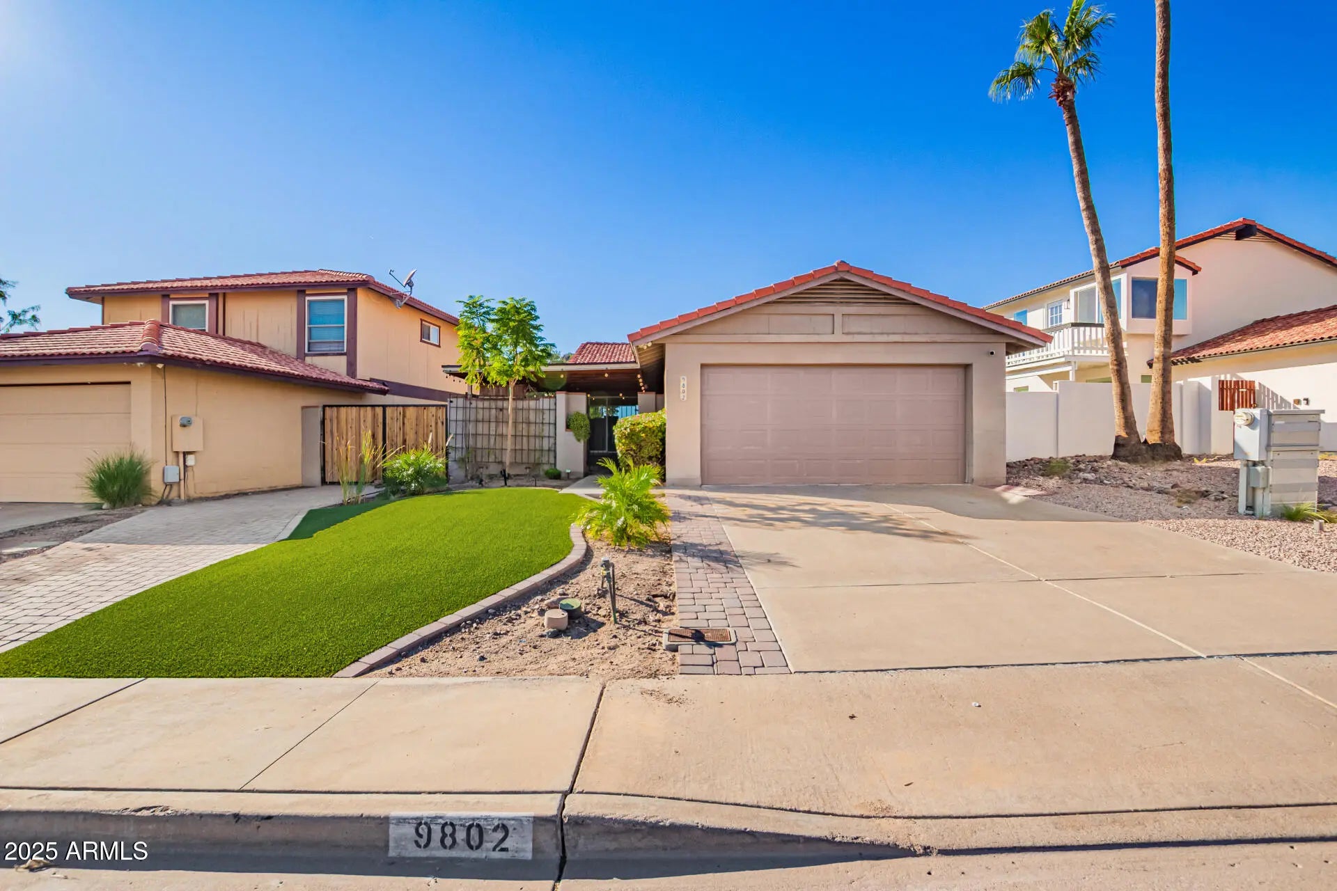 Photo of Listing #6935018