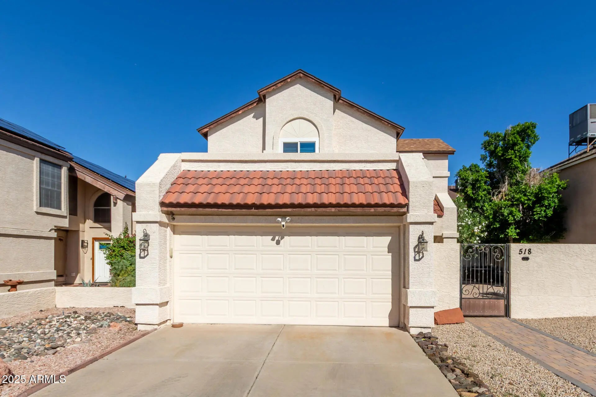 Photo of Listing #6935015