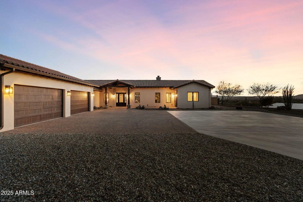 2000 S Blue Tank Trail, Wickenburg