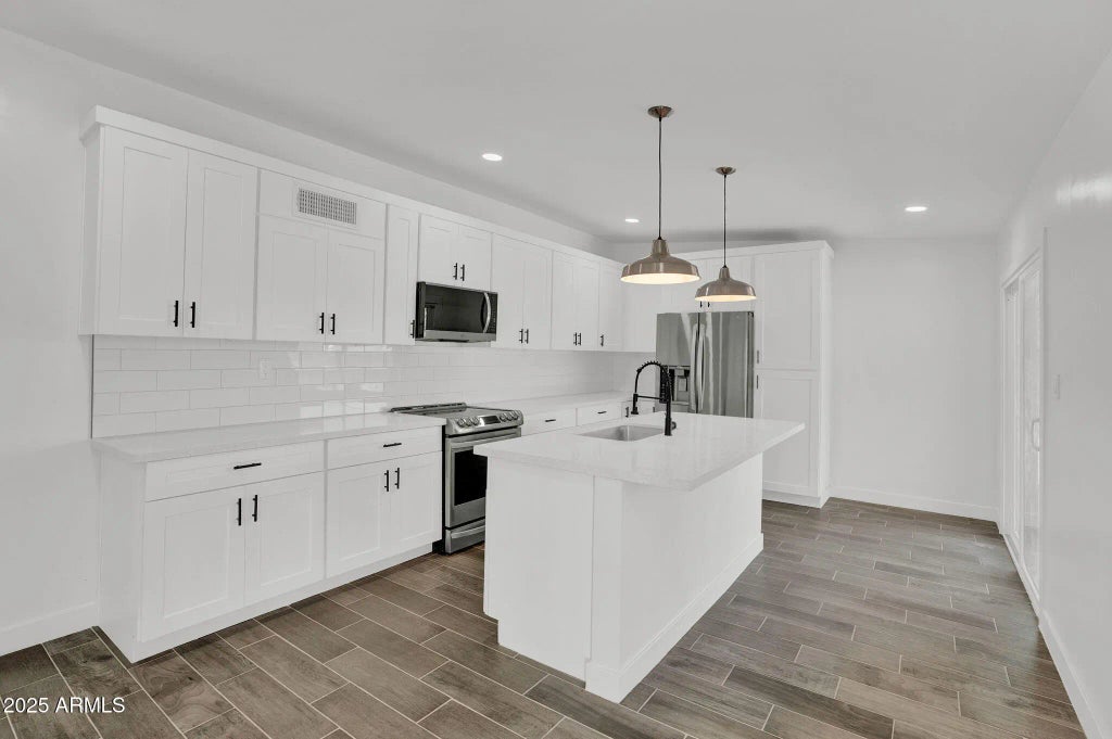 14627 N 33rd Avenue, Phoenix