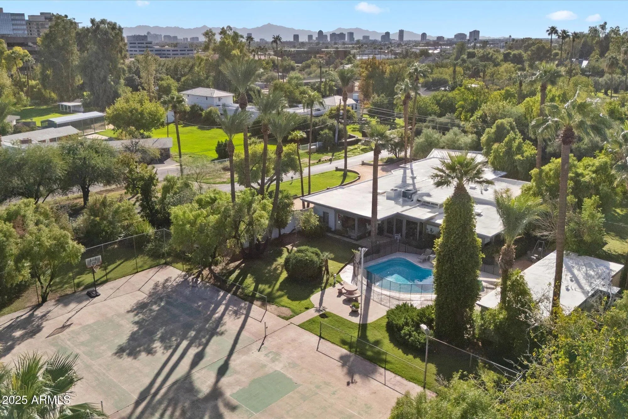 Photo of Listing #6935468