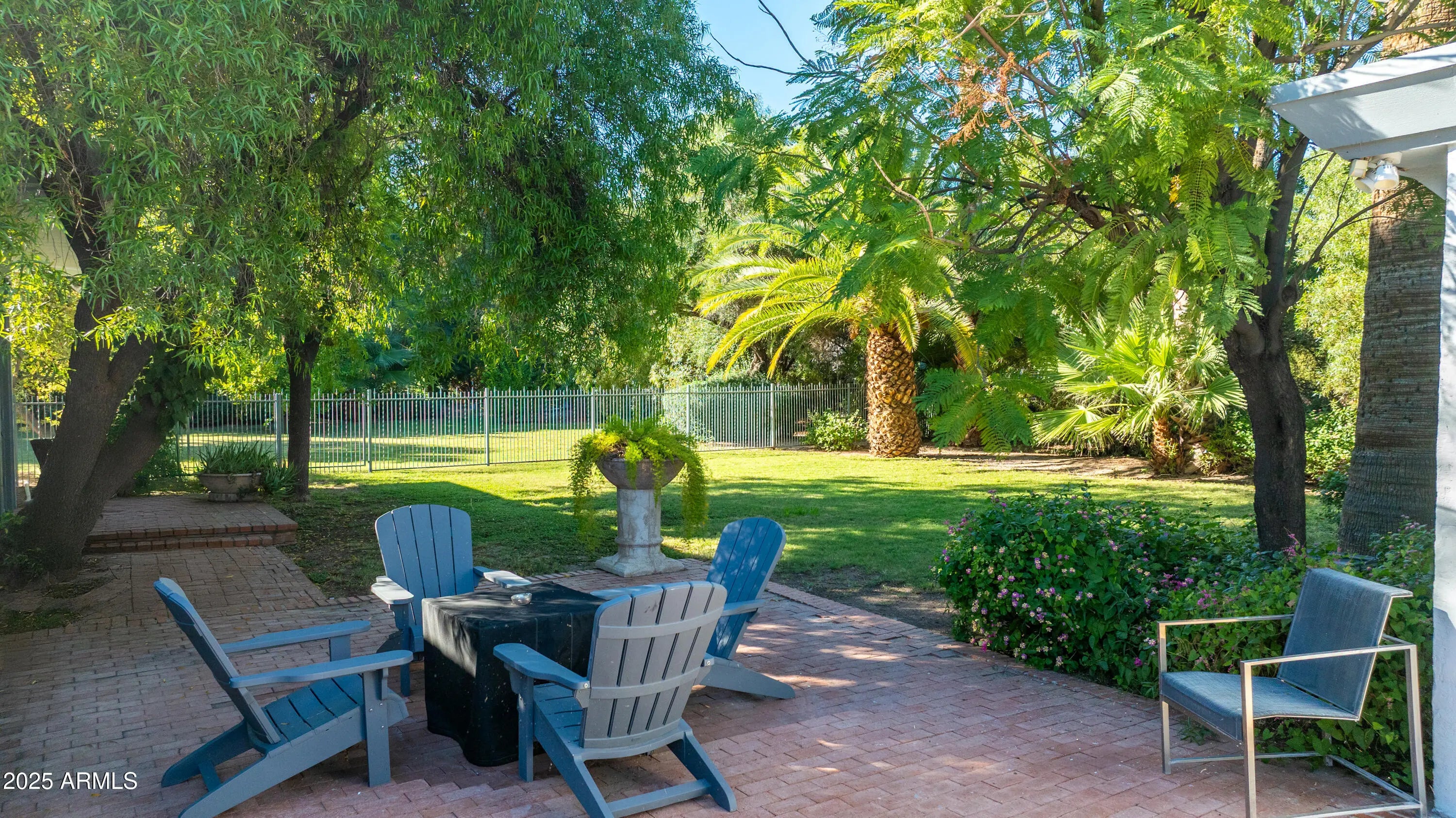 Photo of Listing #6935468