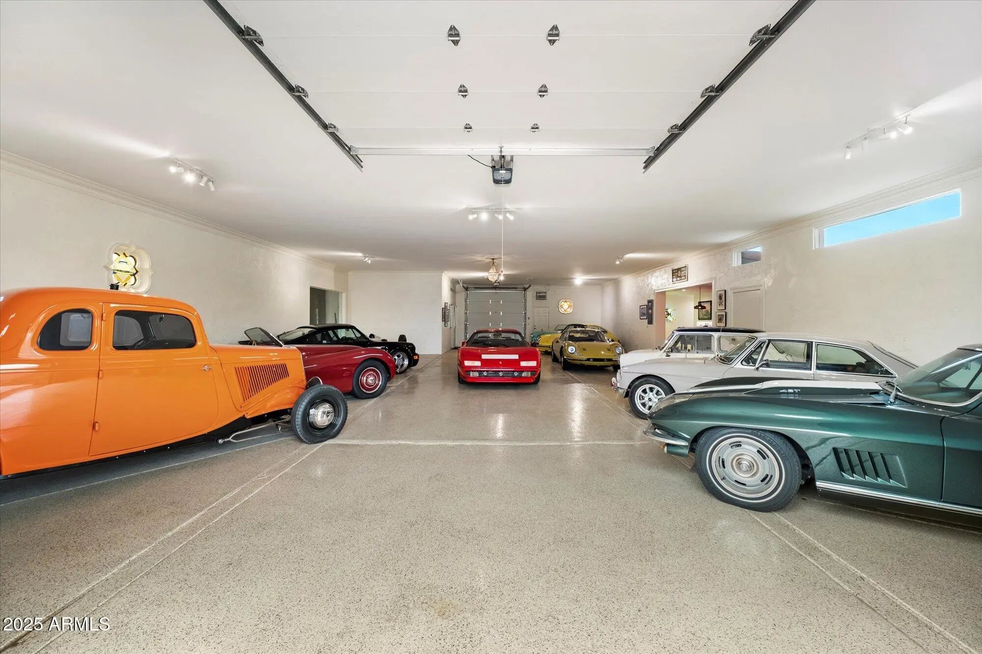 Photo of Listing #6941131