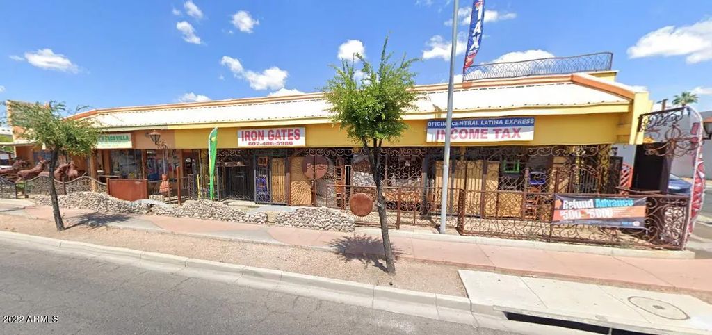 2106-2110 W Camelback Road, Phoenix