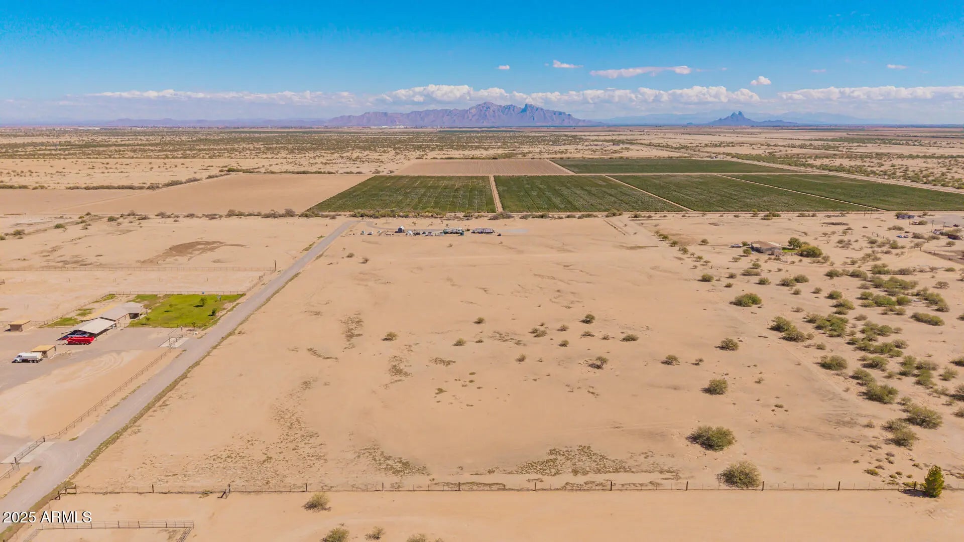 Photo of Listing #6935589