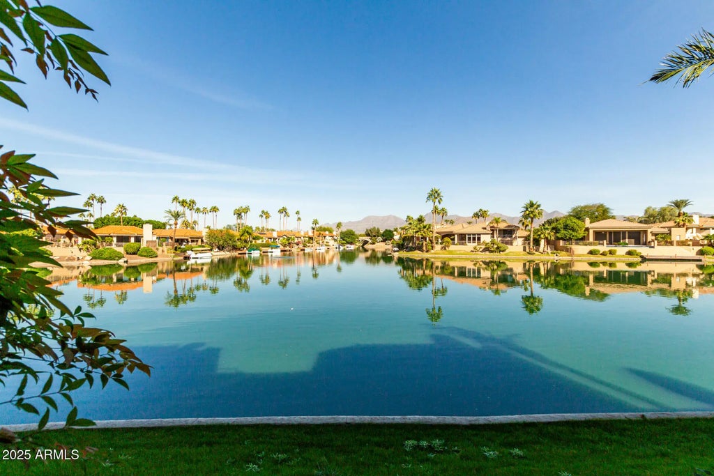 10080 E Mountain View Lake Drive (unit 138), Scottsdale