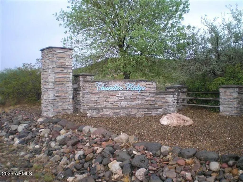 6775 N Falcon View Drive (unit 160), Rimrock