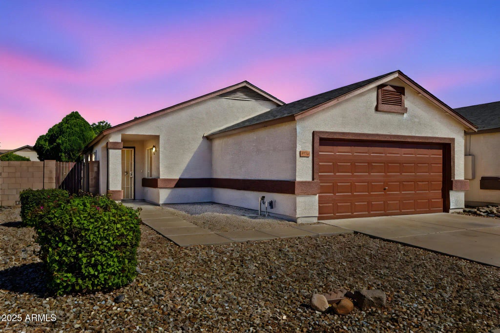 2926 W Potter Drive, Phoenix