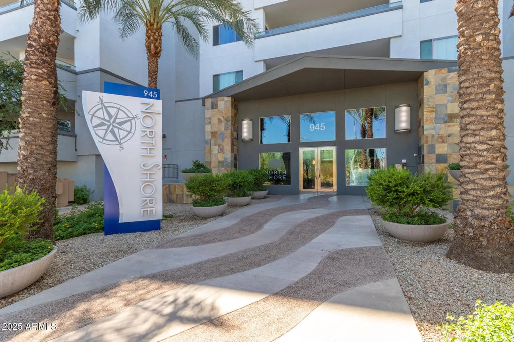 945 E Playa Del Norte Drive (unit 4020), Tempe