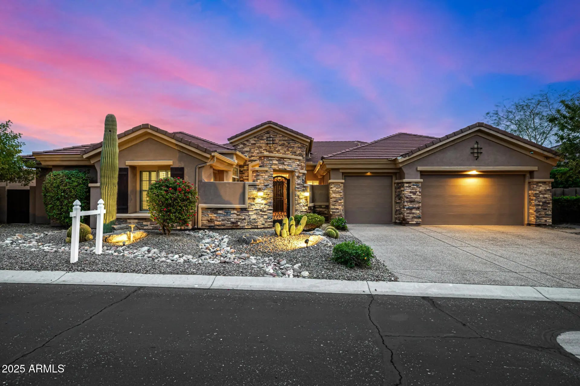 Photo of Listing #6950922