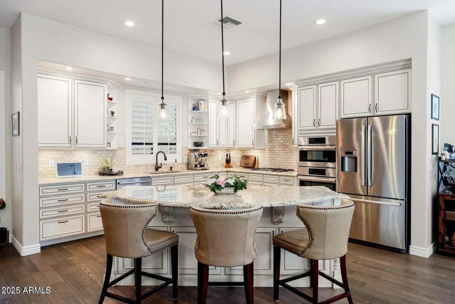 Photo of Listing #6936415