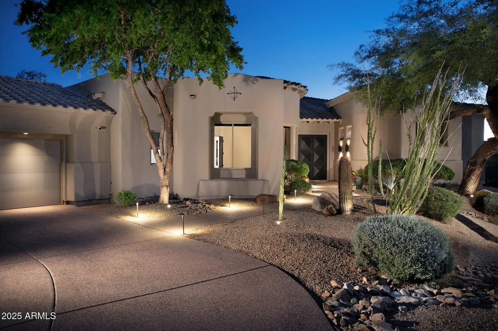 12999 E Corrine Drive, Scottsdale