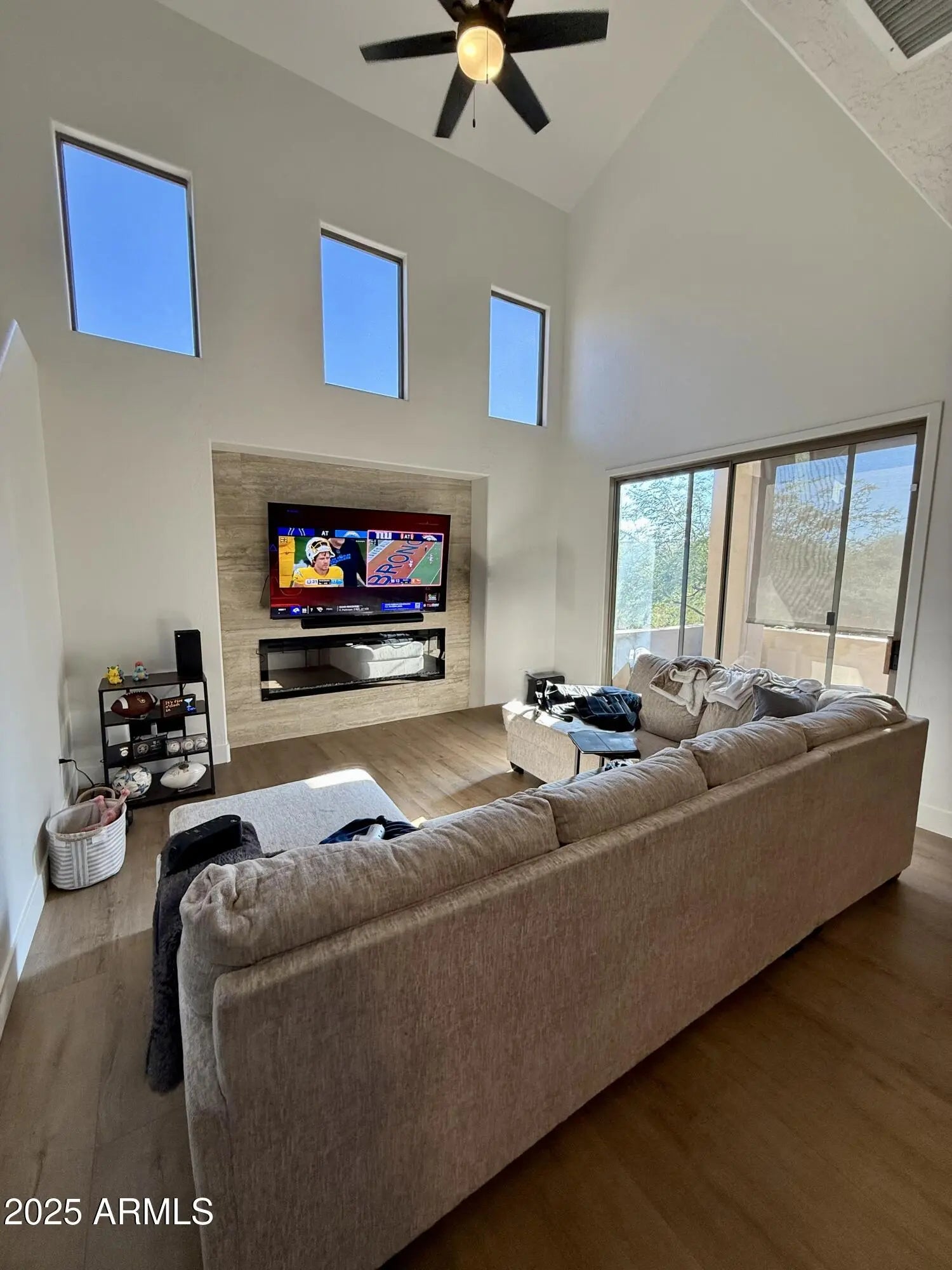 Photo of Listing #6945169