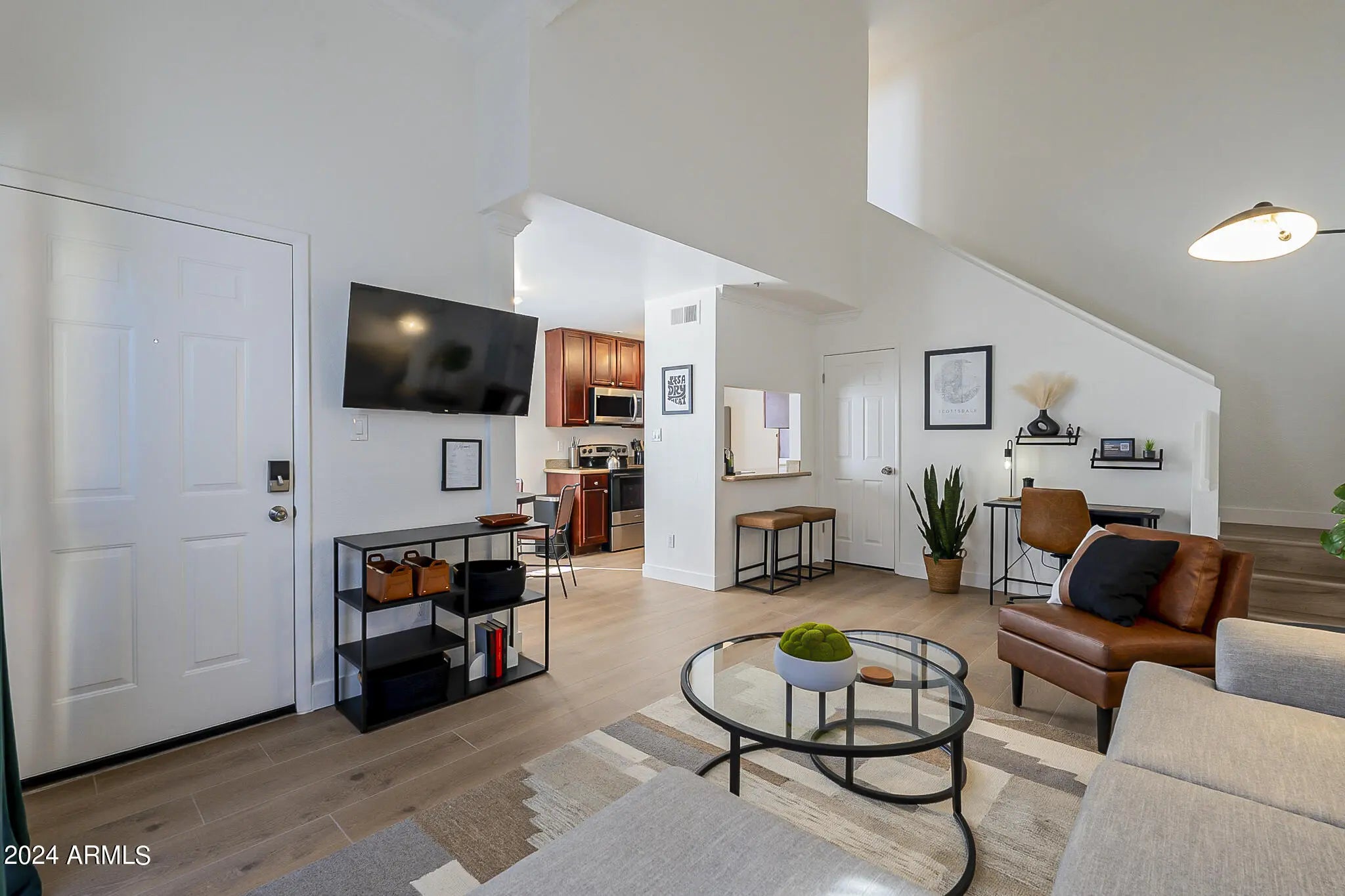 Photo of Listing #6935935