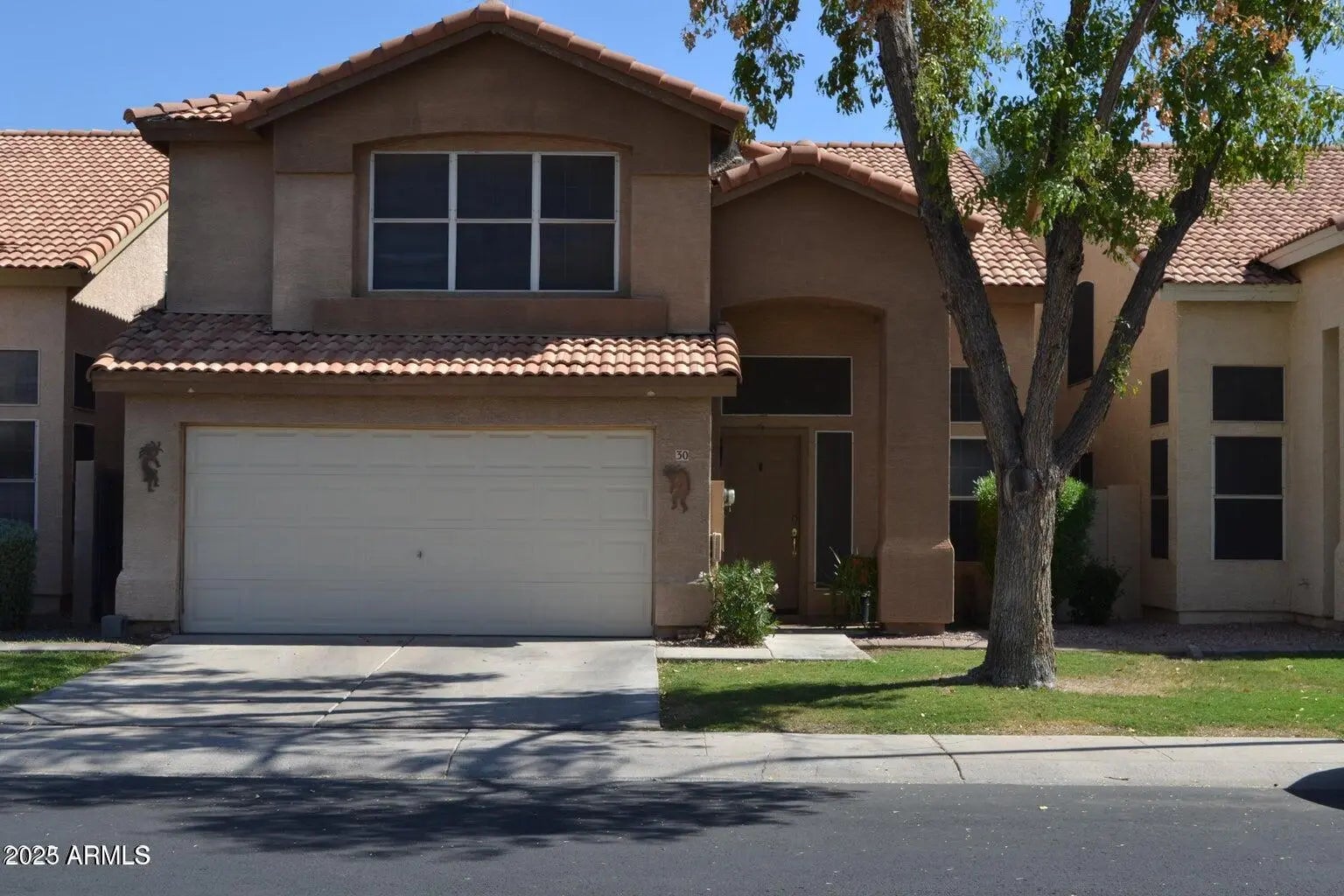 Photo of Listing #6935947