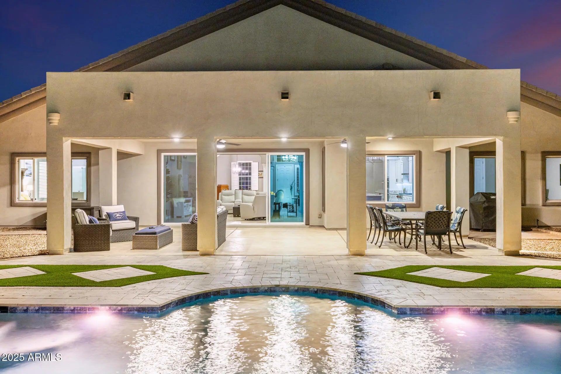 Photo of Listing #6936155