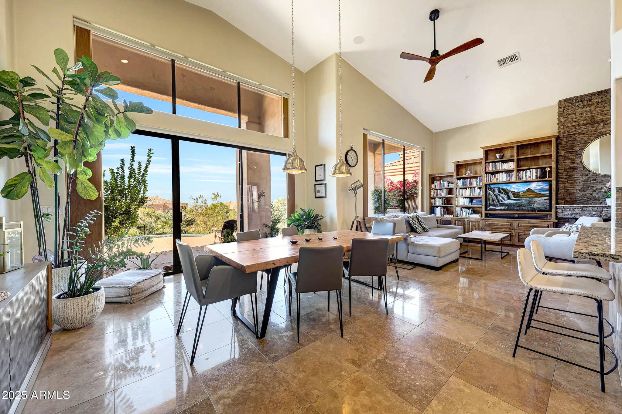 Photo of Listing #6938377