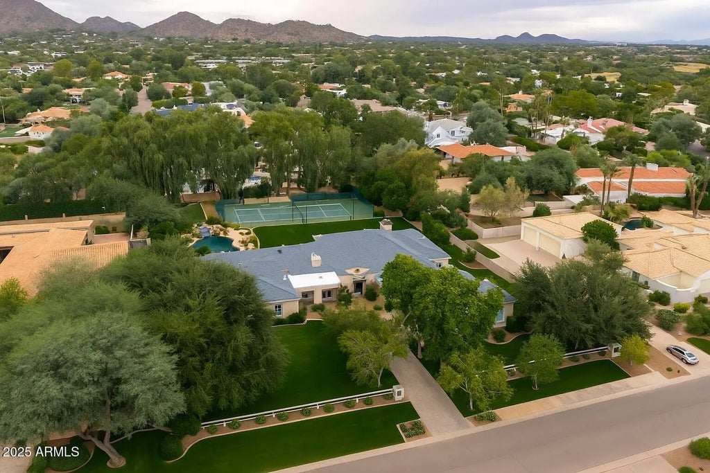 8660 N Morning Glory Road, Paradise Valley