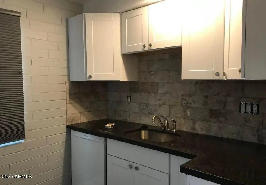 Photo of Listing #6937951