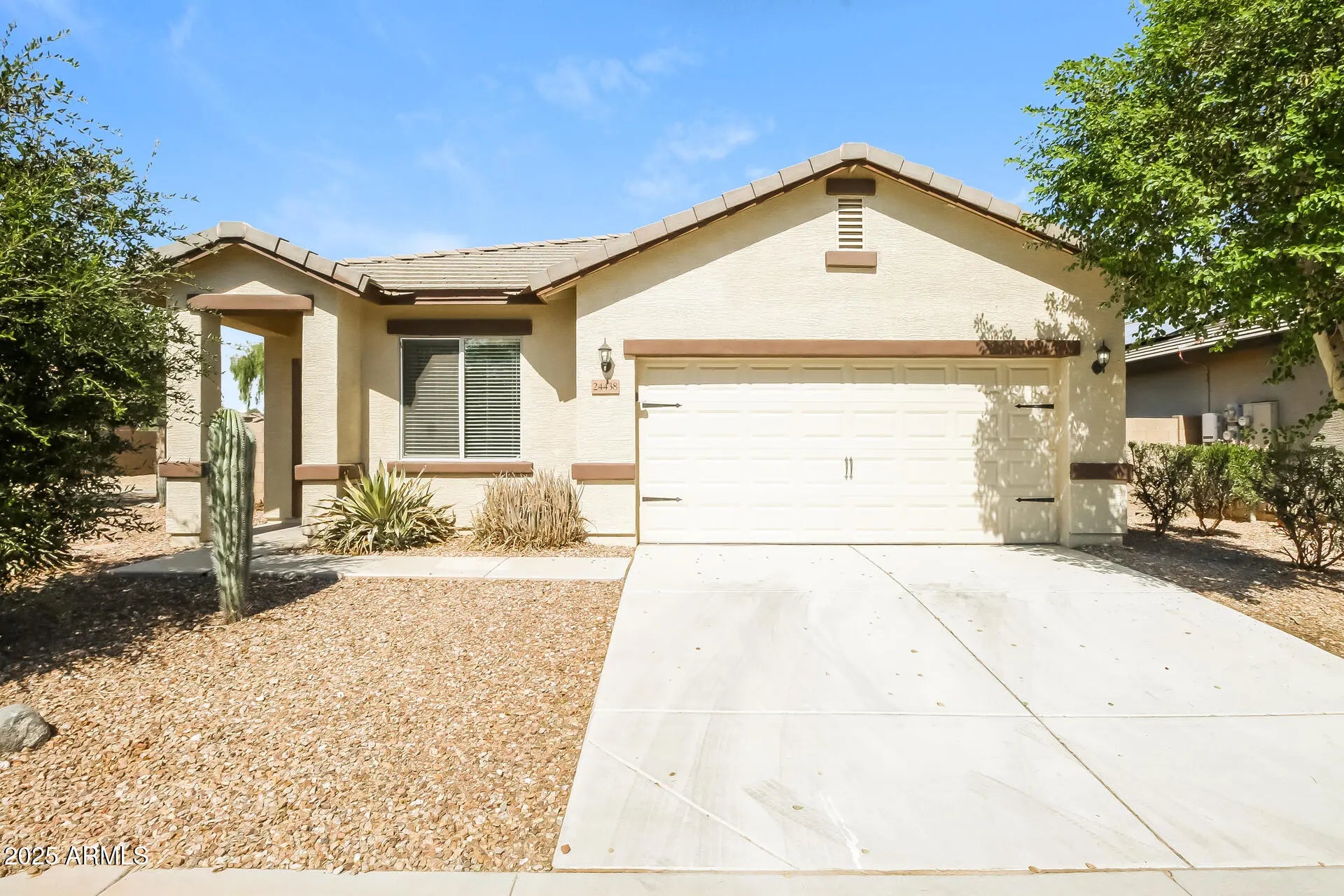 Photo of Listing #6936139