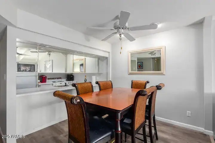 Photo of Listing #6936136