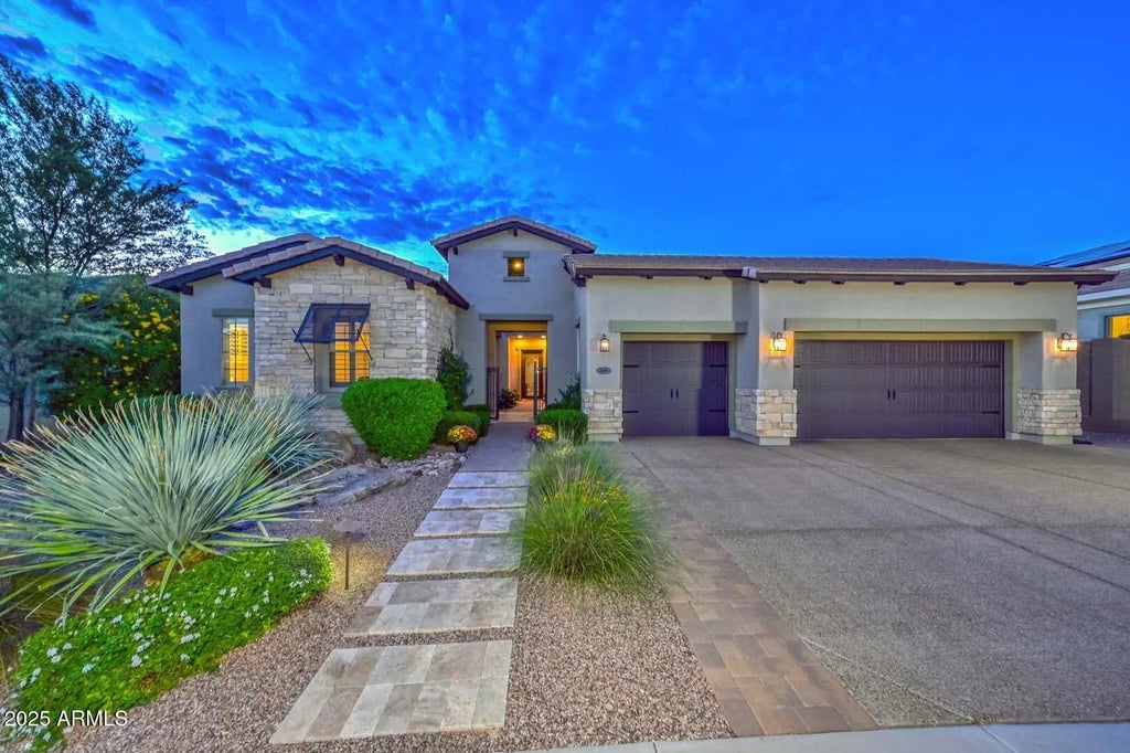 5426 E Las Piedras Way, Cave Creek