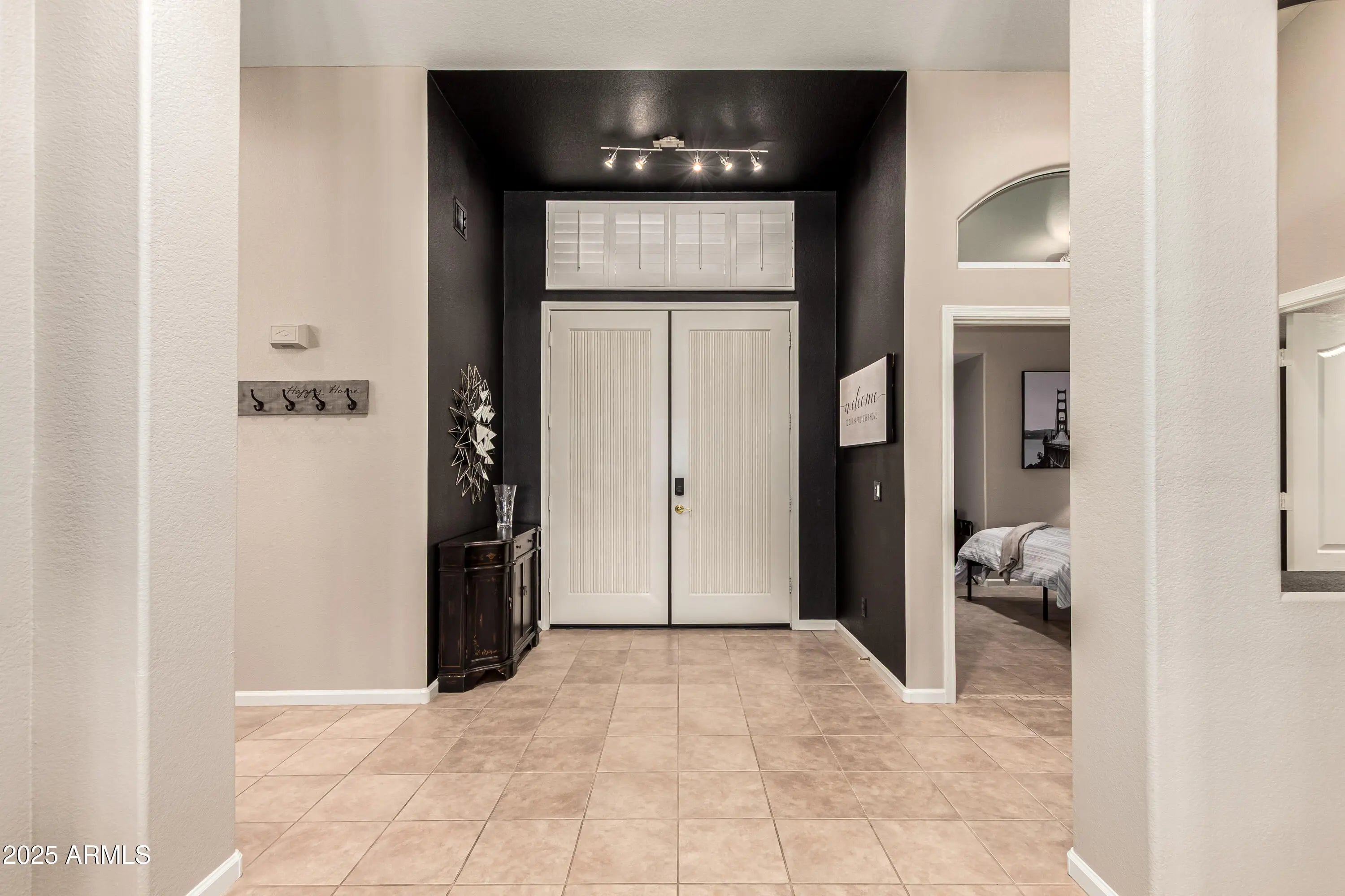 Photo of Listing #6936231