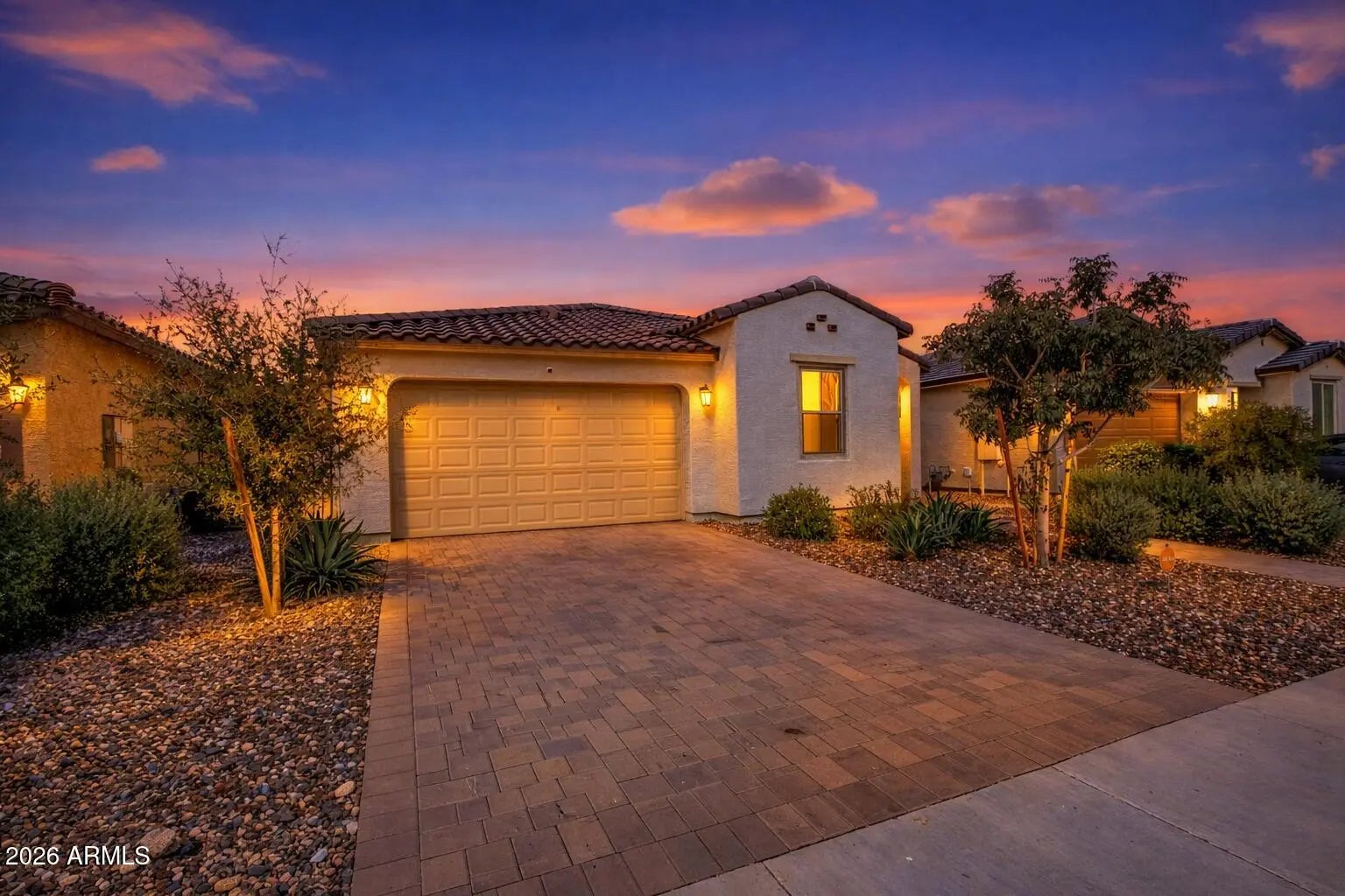 Photo of Listing #6936300