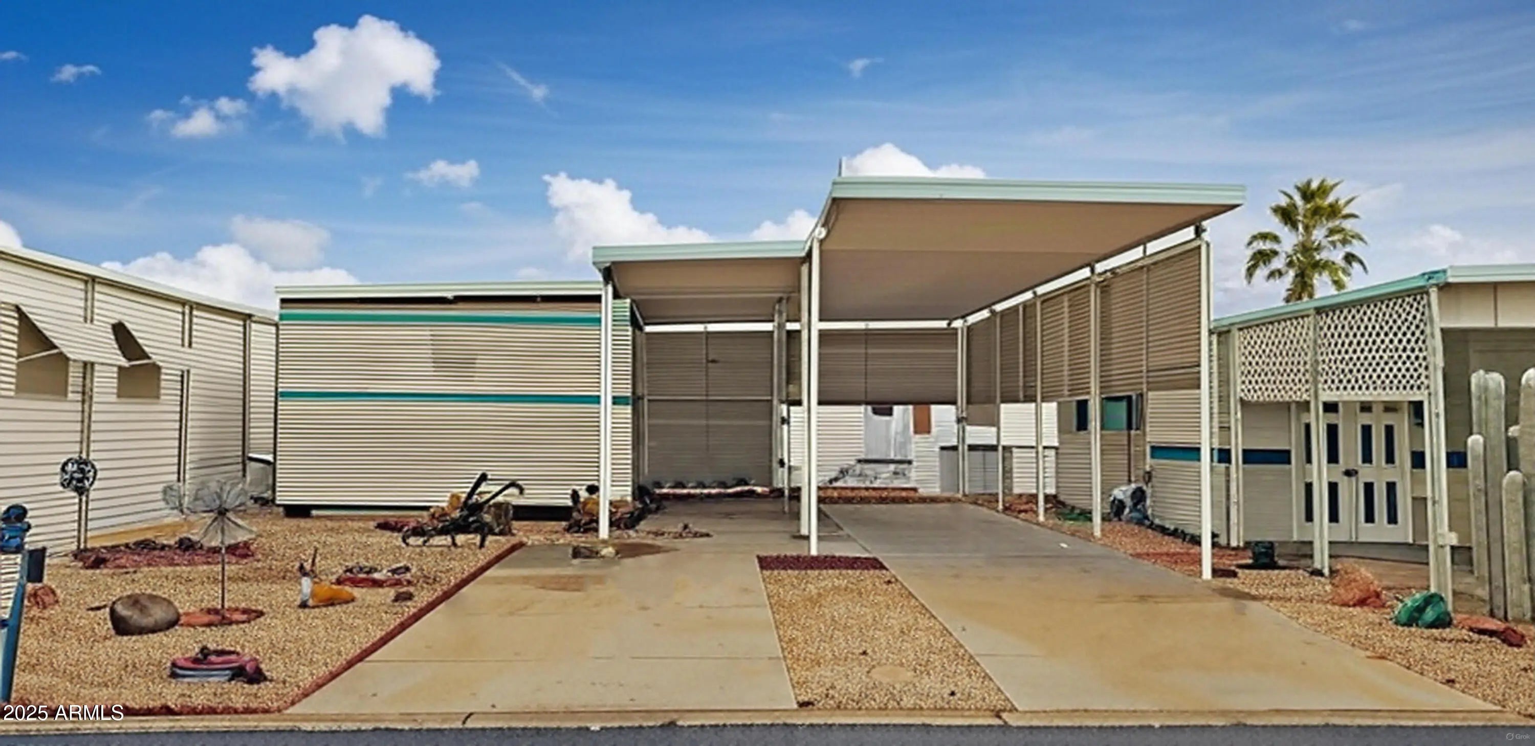 Photo of Listing #6937194