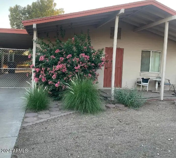 Photo of Listing #6936286