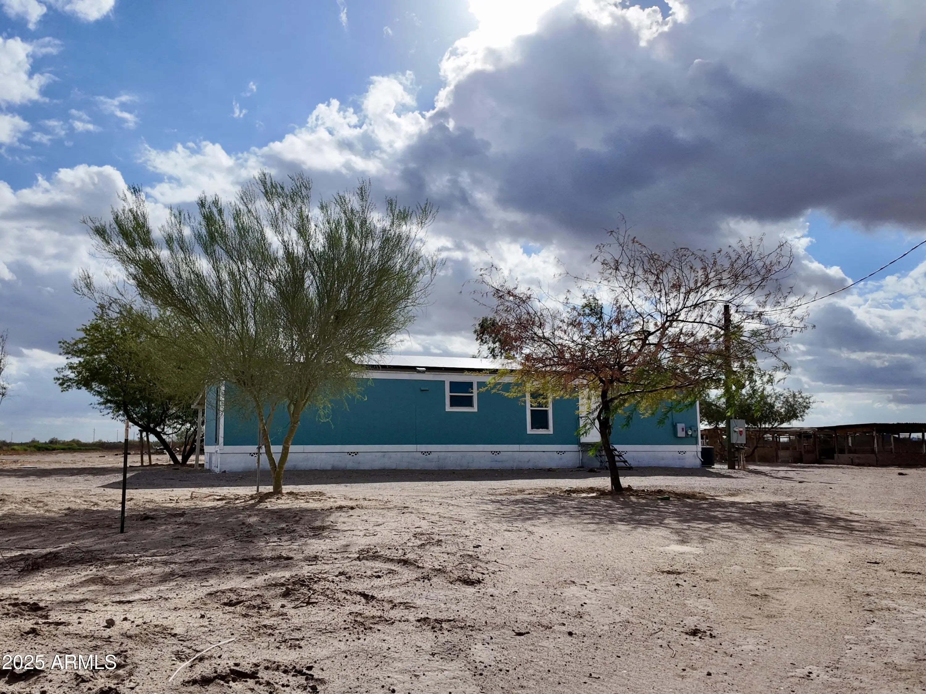 Photo of Listing #6936455