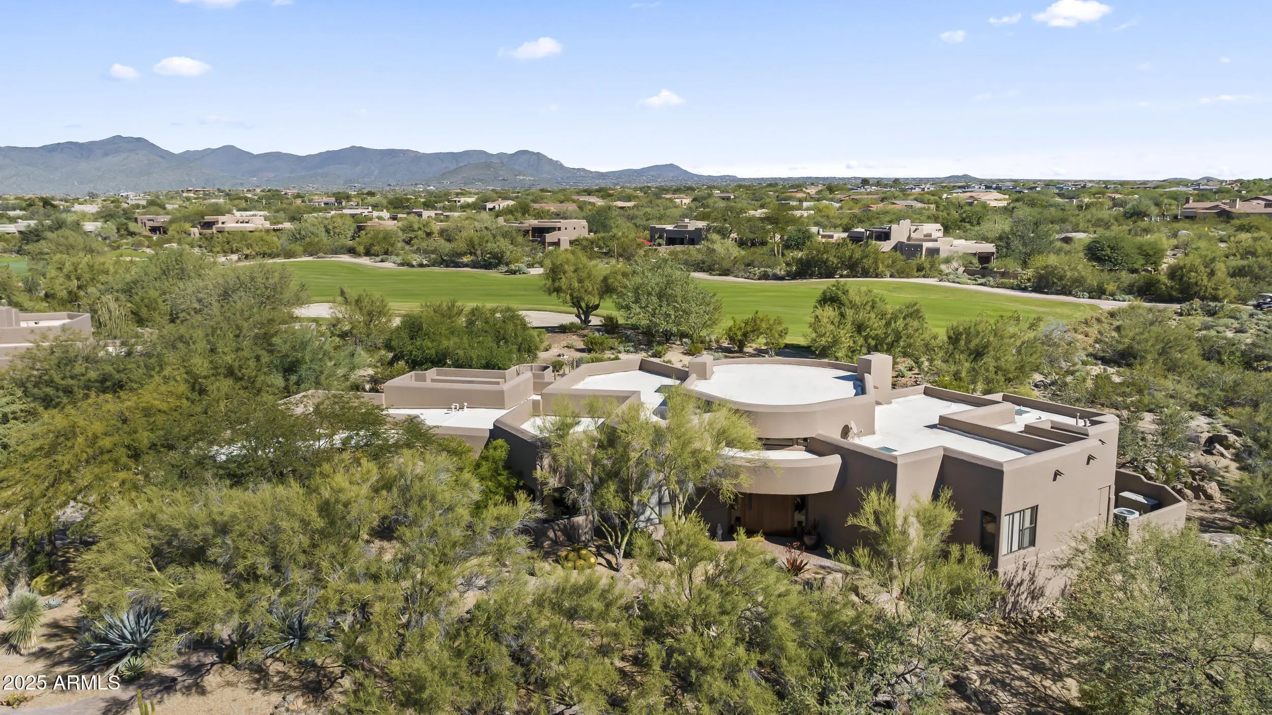 Photo of Listing #6944403