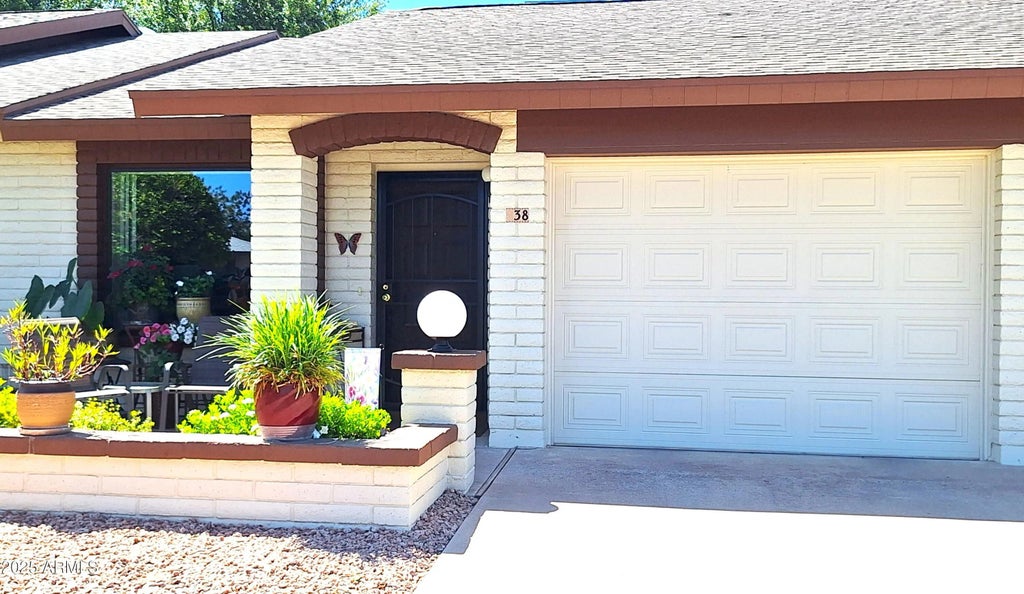 2064 S Farnsworth Drive (unit 38), Mesa