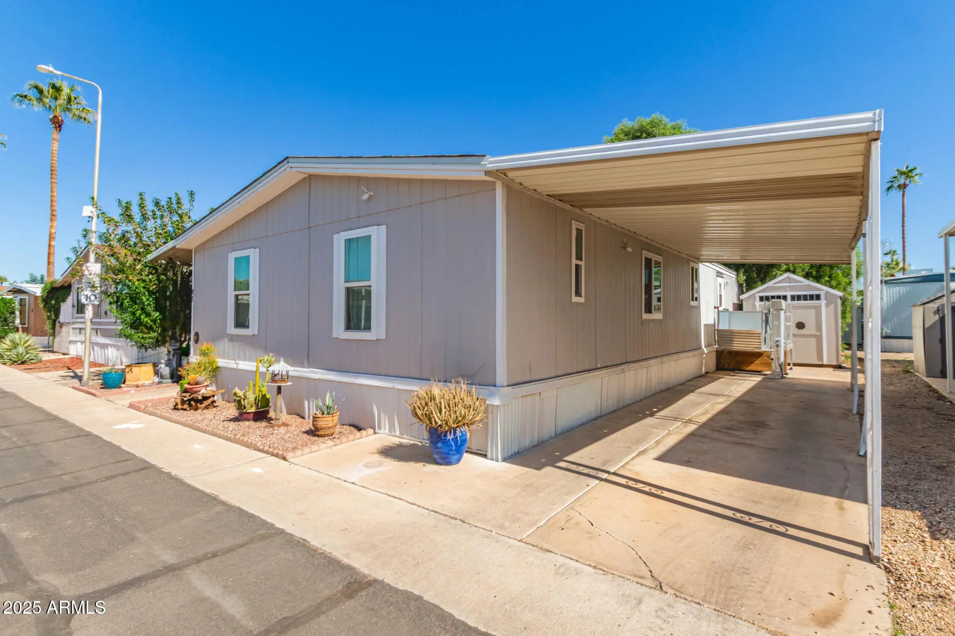 Photo of Listing #6936803