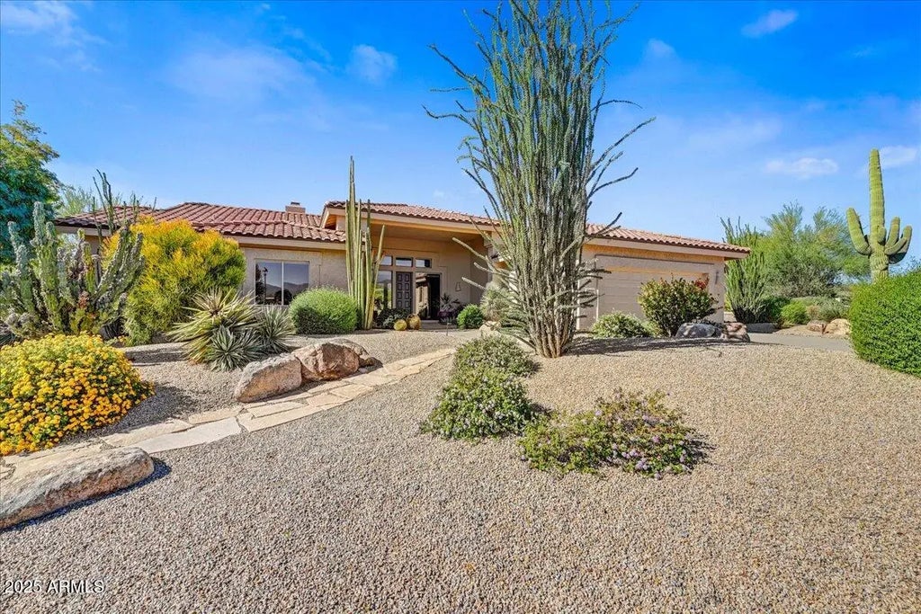 27002 N Agua Verde Drive, Rio Verde