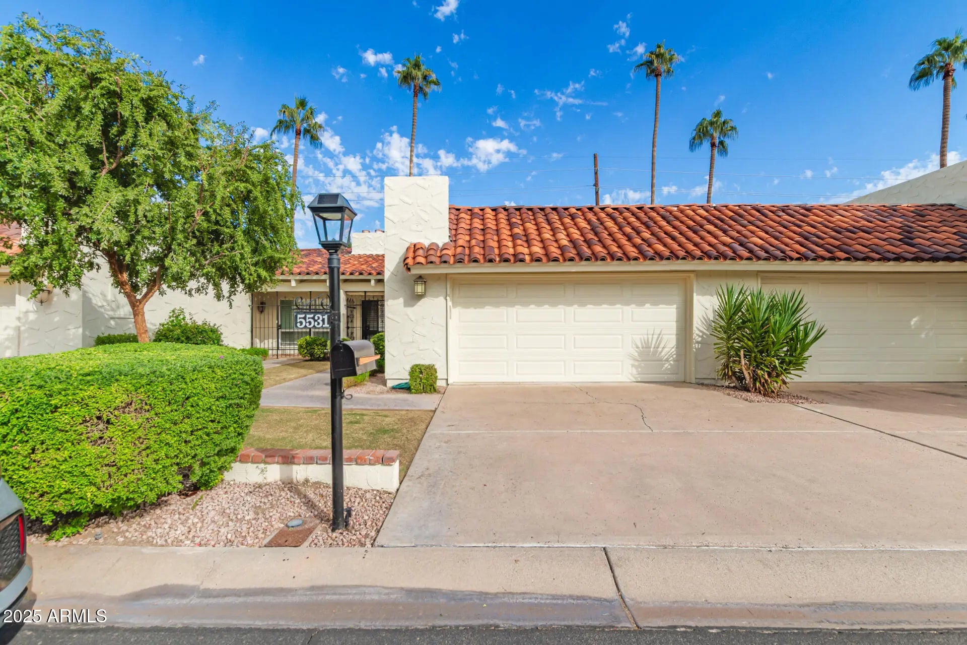 Photo of Listing #6937726