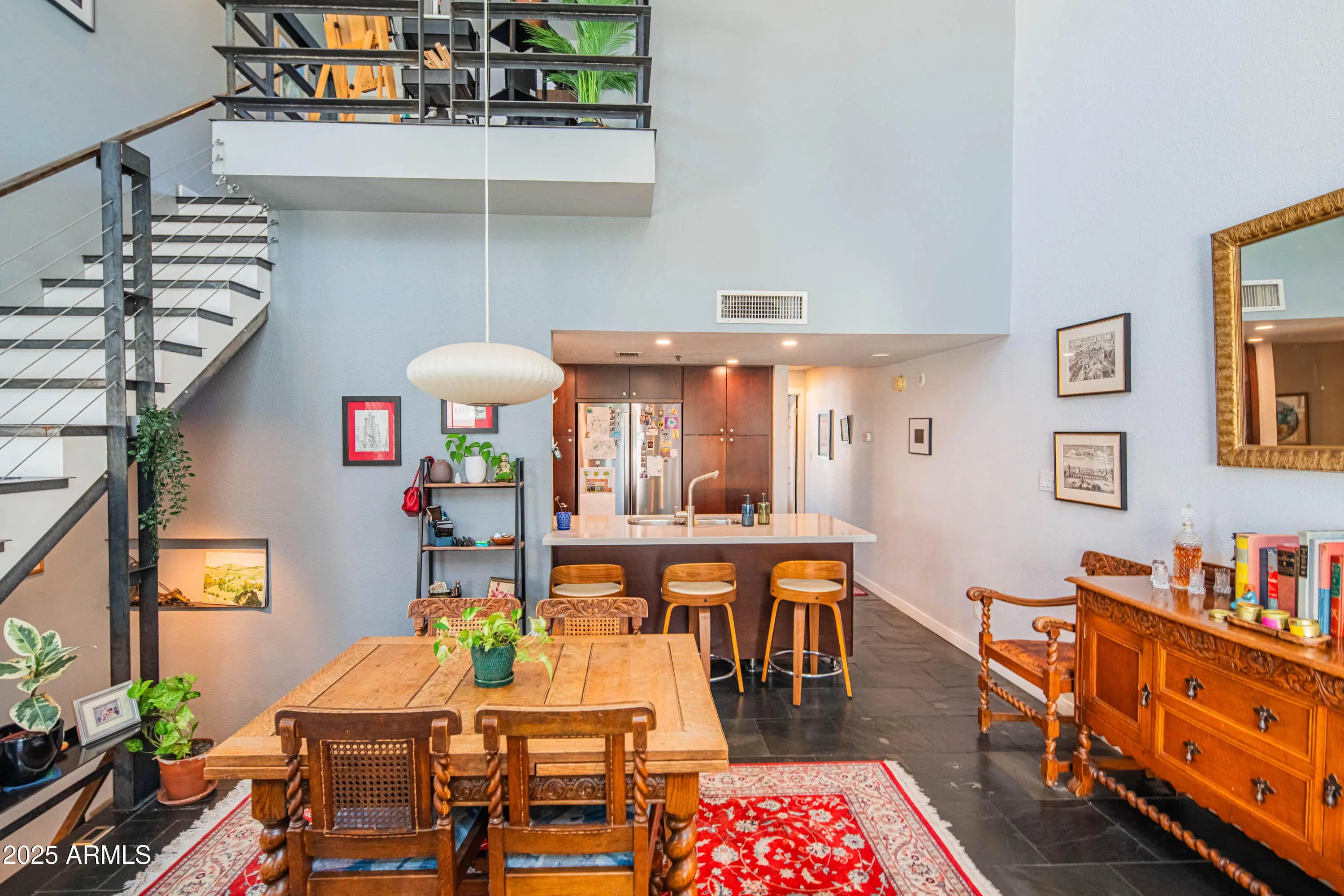 Photo of Listing #6936630