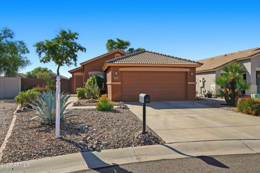 1155 E Vernoa Street, San Tan Valley