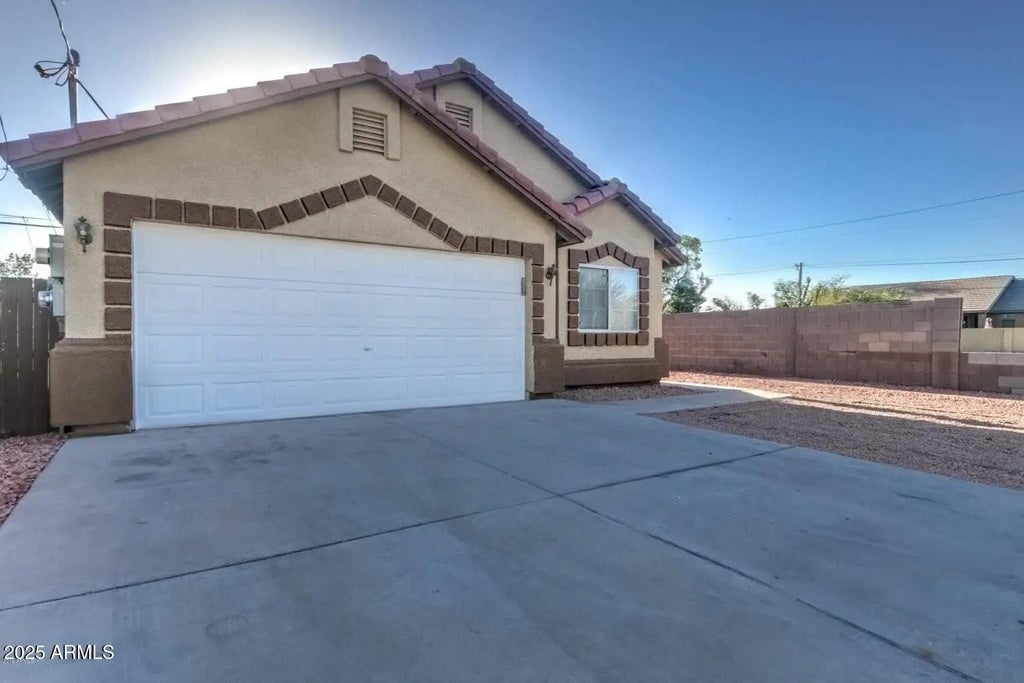 290 N Fresno Street, Chandler