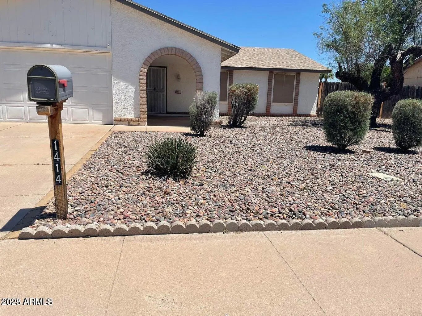 Photo of Listing #6936641